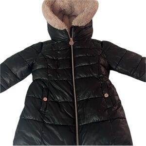 Michael Kors Size 5/6 black pink fur warm coat in good condition 🎀